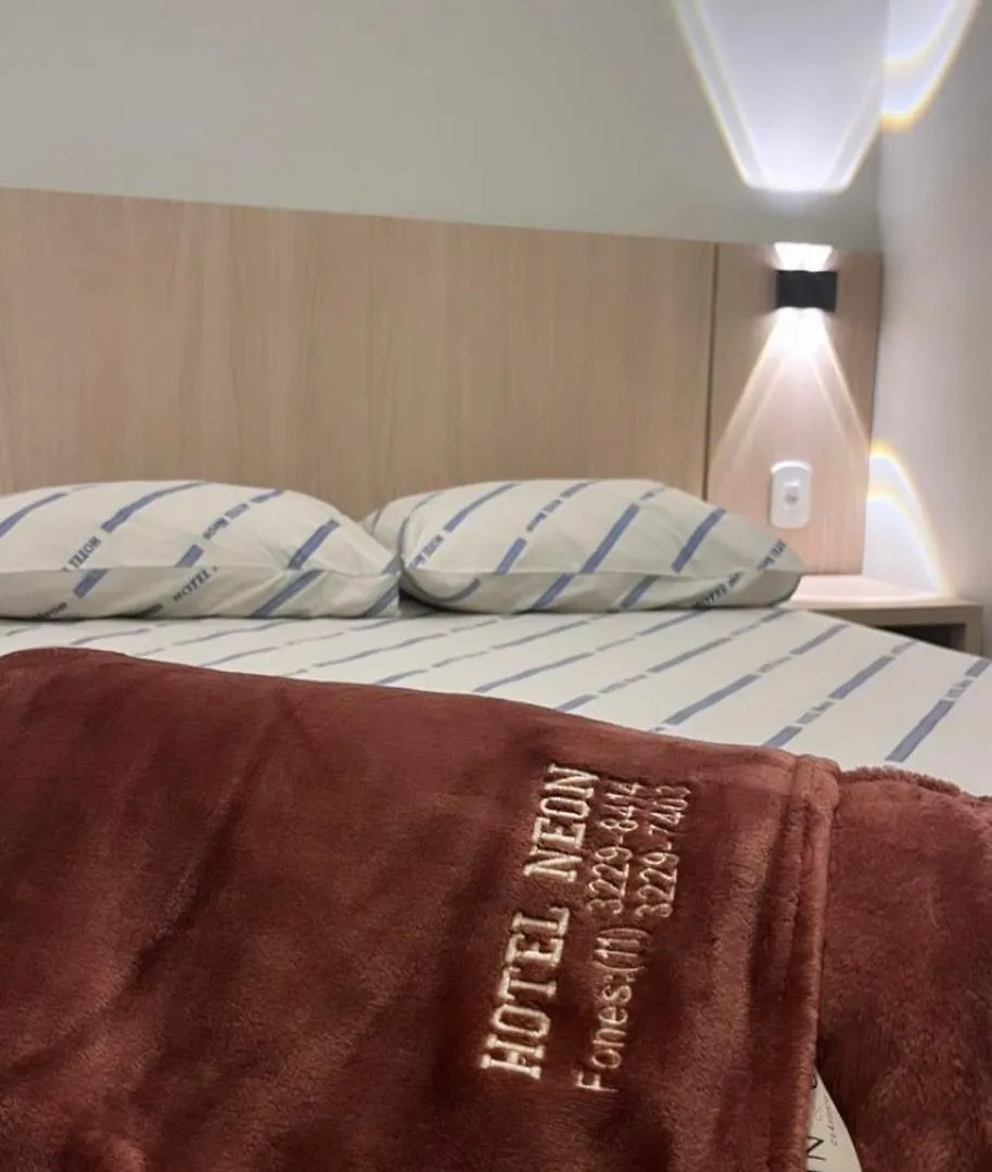 Hotel Neon - Proximo A 25 De Marco, Bom Retiro E Bras, A 2Min Do Mirante Sampa Sky E Pista De Skate Anhangabau São Paulo
