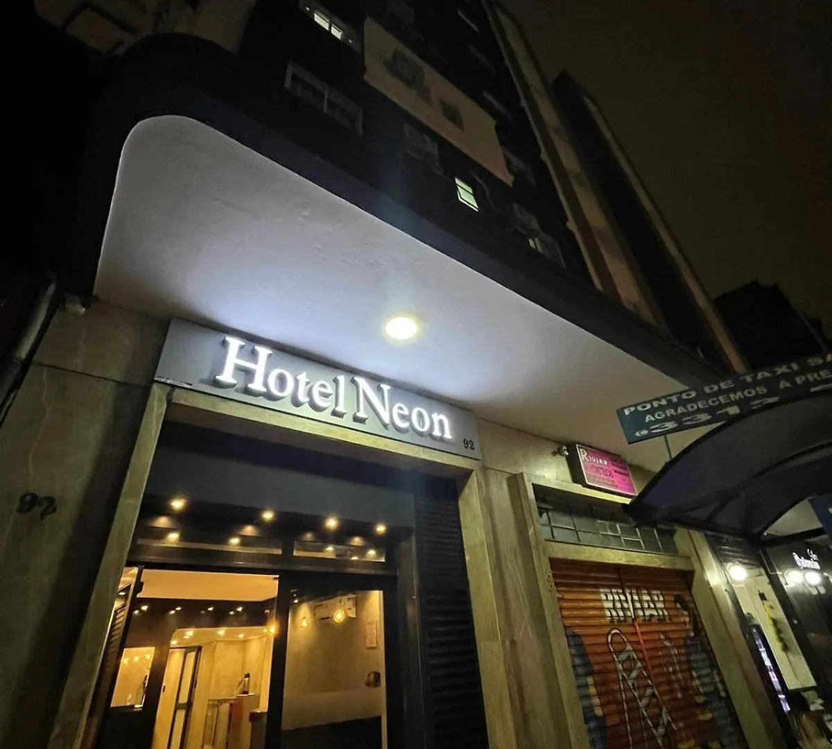 Hotel Neon - Proximo A 25 De Marco, Bom Retiro E Bras, A 2Min Do Mirante Sampa Sky E Pista De Skate Anhangabau São Paulo