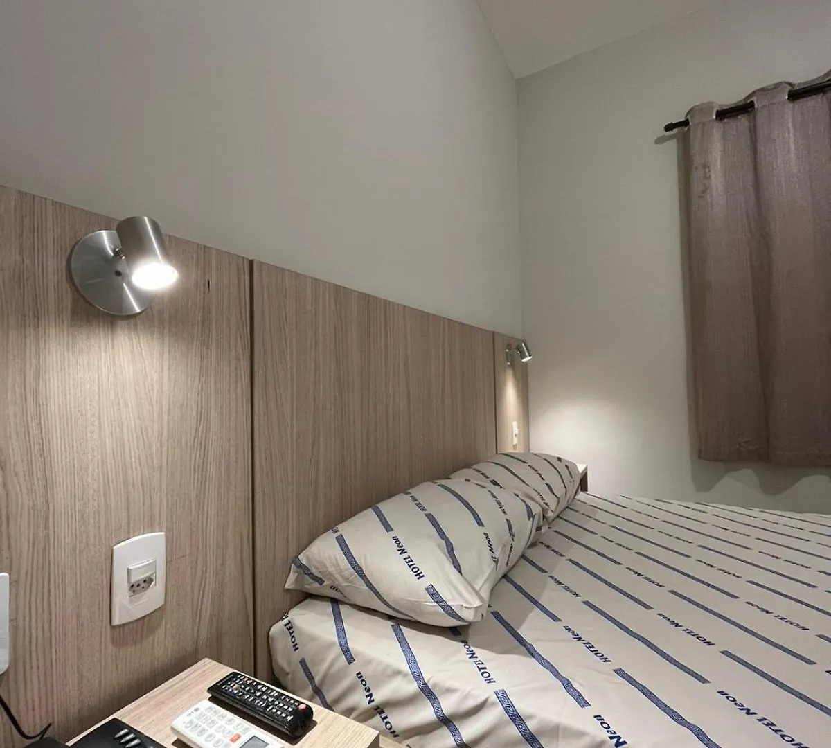 Hotel Neon - Proximo A 25 De Marco, Bom Retiro E Bras, A 2Min Do Mirante Sampa Sky E Pista De Skate Anhangabau São Paulo