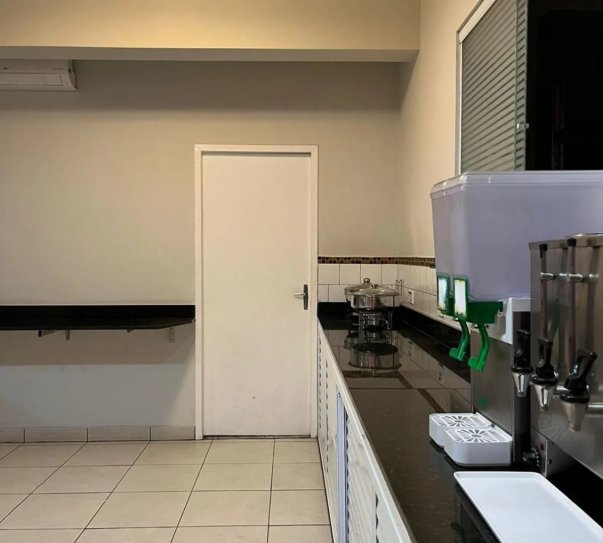 Hotel Neon: Downtown Gem Near Sampa Sky & Anhangabau Skate Park Sao Paulo